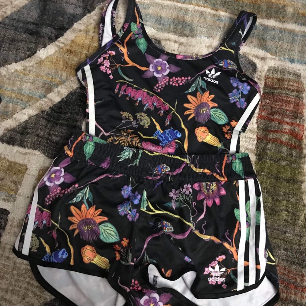 Adidas tracksuit bodysuit and short size XS